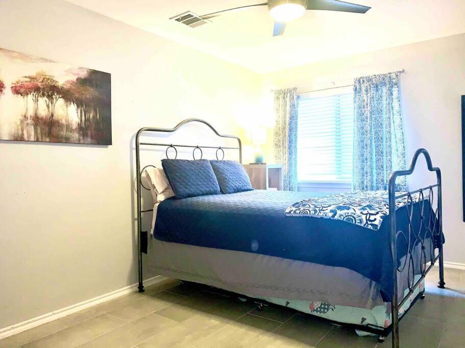 Modern Updates - Great Location - King Bed- Bmt San Antonio Kültér fotó