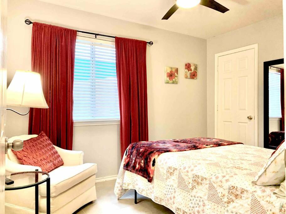 Modern Updates - Great Location - King Bed- Bmt San Antonio Kültér fotó